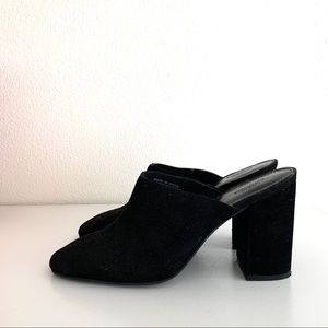 Black heeled mules